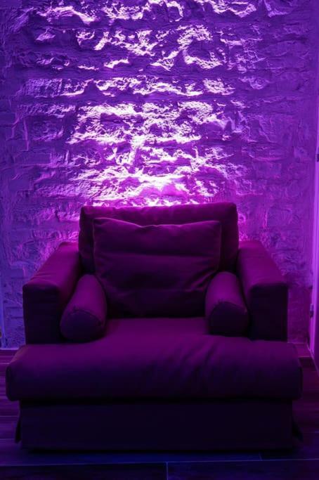 Love Room Spa Privatif วิลฟร็องช์-ซูร์-โซน ภายนอก รูปภาพ